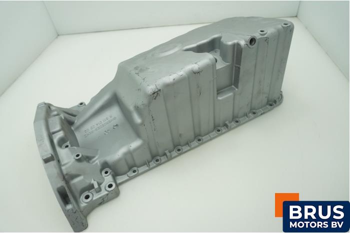 Usagé Couvercle carter Mercedes Sprinter 3t (903) 311 CDI 16V Prix € 60,50 Prix TTC proposé par Brus Motors BV