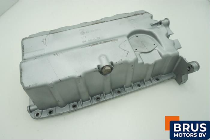 Used Sump Volkswagen Golf V (1K1) 1.9 TDI Price € 60,50 Inclusive VAT offered by Brus Motors BV