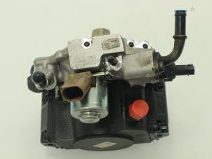 Used Mechanical fuel pump Mercedes Sprinter 3,5t (906.63) 313 CDI 16V Price € 211,75 Inclusive VAT offered by Brus Motors BV