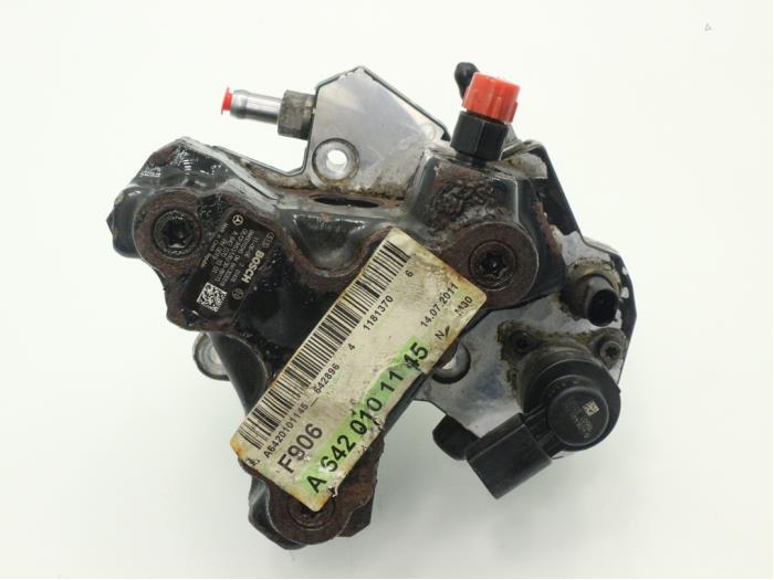Pompe carburant mécanique d'un Mercedes-Benz Sprinter 3,5t (906.63) 319 CDI,BlueTEC V6 24V 2012