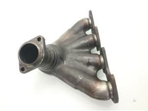 Used Exhaust manifold Mercedes C (W203) 1.8 C-180K 16V Price € 121,00 Inclusive VAT offered by Brus Motors BV