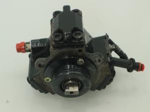 Used Mechanical fuel pump Mercedes C (W202) 2.2 C-200 CDI 16V Price € 181,50 Inclusive VAT offered by Brus Motors BV