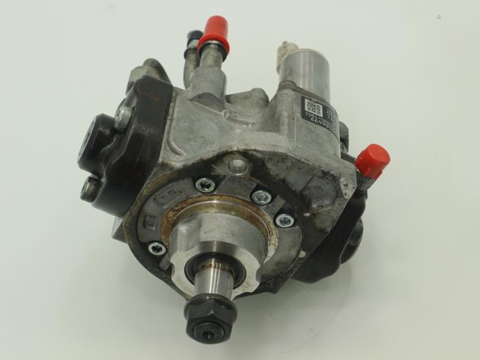 Mechanical fuel pump Opel Astra J 1.7 CDTi 16V 110