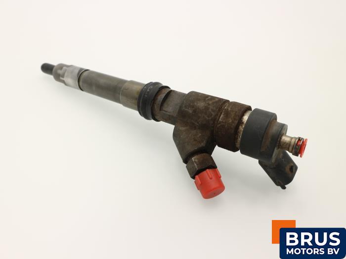 Usagé Injecteurs Iveco New Daily III 35C12V,S12V Prix € 90,75 Prix TTC proposé par Brus Motors BV