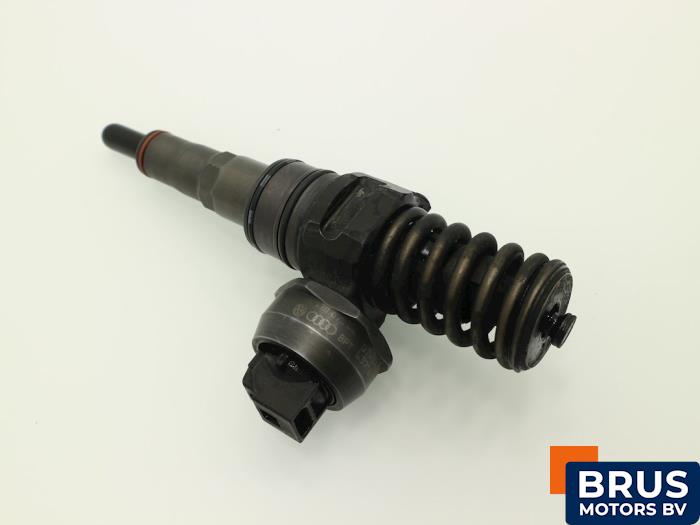 Usagé Injecteurs Volkswagen Passat (3C2) 2.0 TDI 140 Prix € 90,75 Prix TTC proposé par Brus Motors BV