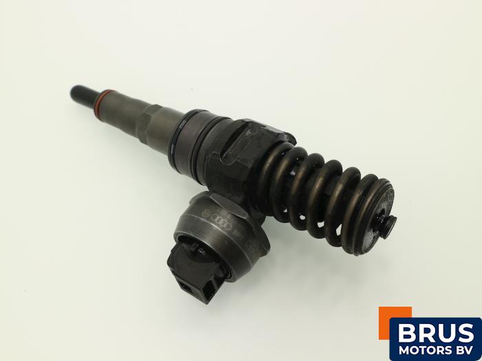 Usagé Injecteurs Volkswagen Passat (3C2) 2.0 TDI 140 Prix € 90,75 Prix TTC proposé par Brus Motors BV