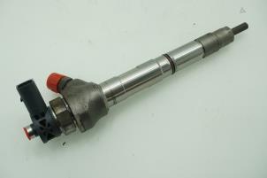 Used Injector (diesel) Seat Leon SC (5FC) 2.0 TDI Ecomotive 16V Price € 151,25 Inclusive VAT offered by Brus Motors BV