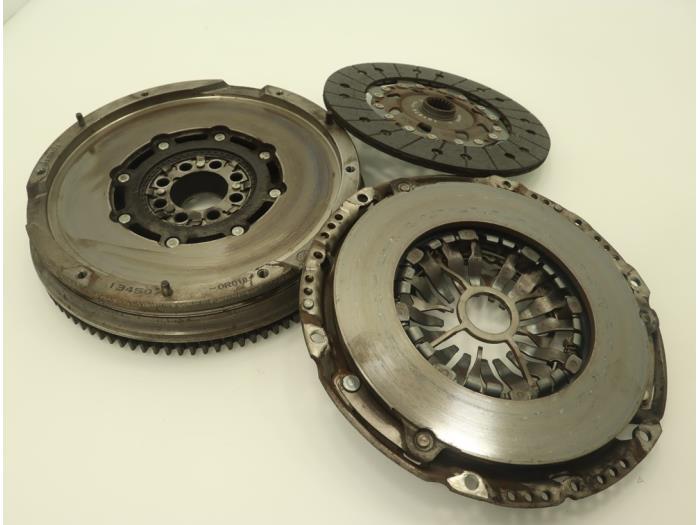 Dual mass flywheels with part number 134500R010 stock