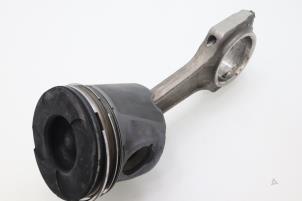 Used Connecting rod Chrysler Voyager/Grand Voyager (RG) 2.5 CRD 16V Price € 90,75 Inclusive VAT offered by Brus Motors BV