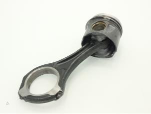 Used Connecting rod Mercedes S (W221) 3.0 S-320 CDI 24V 4-Matic Price € 90,75 Inclusive VAT offered by Brus Motors BV