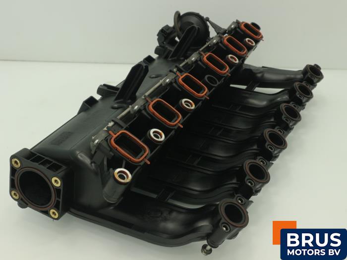 Gebrauchte Ansaugbrugge BMW 3 serie (E92) 330d 24V Preis € 181,50 Mit Mehrwertsteuer angeboten von Brus Motors BV