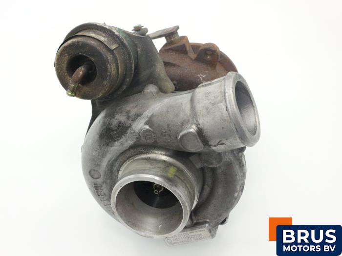 Używane Turbo Mercedes E (W210) 2.2 E-220 CDI 16V Cena € 302,50 Z VAT oferowane przez Brus Motors BV