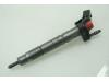 Injector (diesel) from a Mercedes Vito (639.6), 2003 / 2014 3.0 122 CDI V6 24V, Delivery, Diesel, 2.987cc, 165kW (224pk), RWD, OM642890, 2010-09, 639.601; 639.603; 639.605 2013