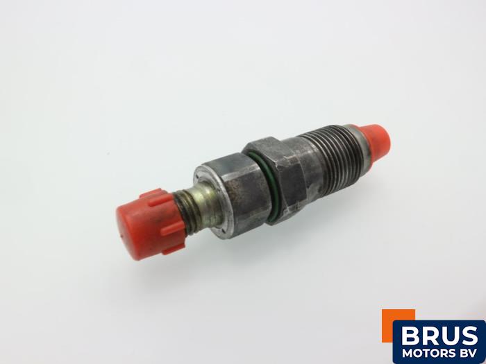 Usagé Injecteurs Nissan Cabstar (F22) 2.5 D Prix € 60,50 Prix TTC proposé par Brus Motors BV