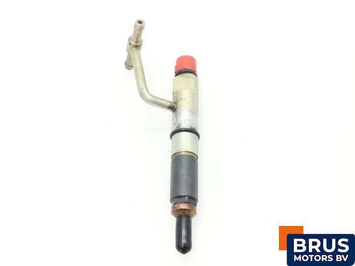 Gebrauchte Einspritzdüse (Diesel) Opel Campo (TFR/TFS) 2.5 DTI 4x4 Preis € 90,75 Mit Mehrwertsteuer angeboten von Brus Motors BV