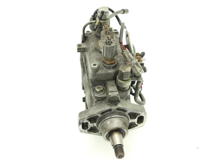 Pompe carburant mécanique d'un Toyota HiAce II 2.4 TD 4x4 2000