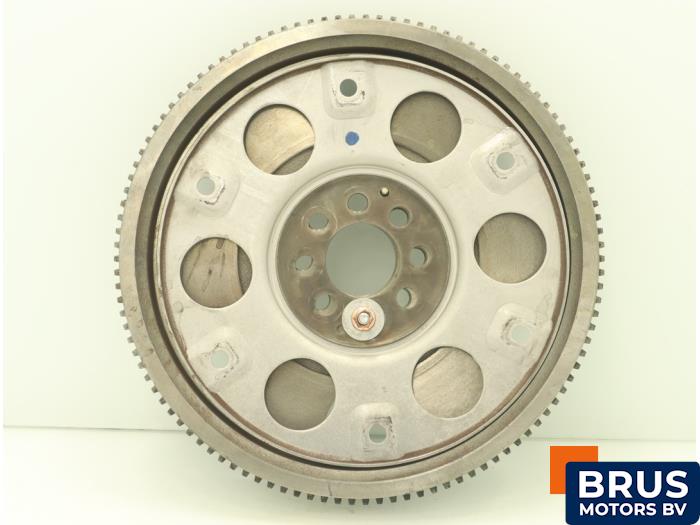 Starterkranz van een Toyota Land Cruiser (J12) 3.0 D-4D 16V 2003
