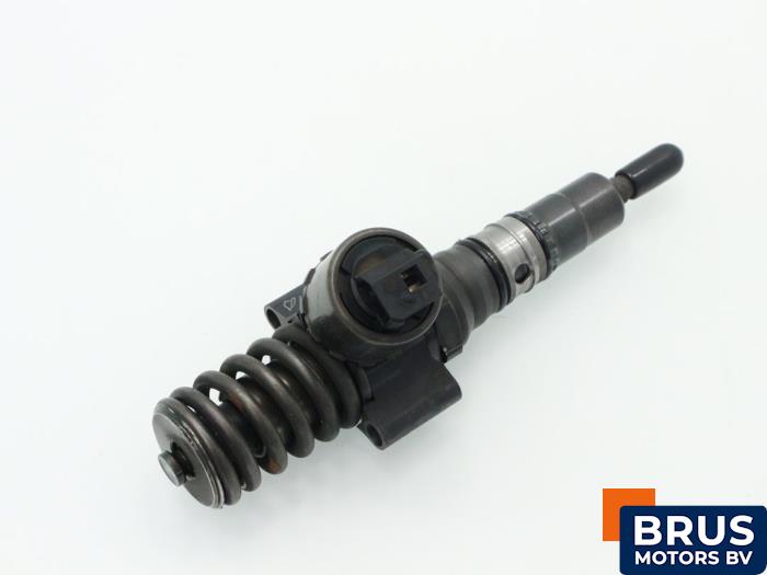 Injector (diesel) Volkswagen Golf V 4Motion 2.0 TDI 16V - 0414720403 ...