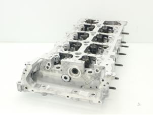 Used Cylinder head Mercedes E (C238) E-220d 2.0 Turbo 16V Price € 907,50 Inclusive VAT offered by Brus Motors BV