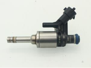 Gebrauchte Injektor (Benzineinspritzung) Peugeot 308 (4A/C) 1.6 16V THP Autom. Preis € 60,50 Mit Mehrwertsteuer angeboten von Brus Motors BV