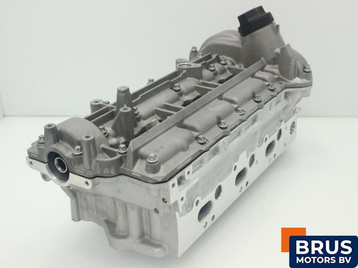 Usagé Culasse Mercedes E (VF211) 3.0 E-280 CDI 24V Prix € 484,00 Prix TTC proposé par Brus Motors BV