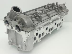 Used Cylinder head Mercedes R (W251) 3.0 320 CDI 24V 4-Matic Price € 484,00 Inclusive VAT offered by Brus Motors BV