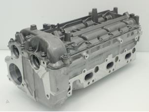Used Cylinder head Mercedes R (W251) 3.0 320 CDI 24V 4-Matic Price € 484,00 Inclusive VAT offered by Brus Motors BV