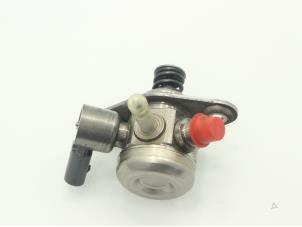 Used Mechanical fuel pump Mercedes A (W176) 2.0 A-220 Turbo 16V 4-Matic Price € 121,00 Inclusive VAT offered by Brus Motors BV