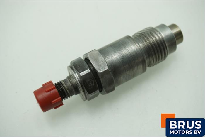 Usagé Injecteurs Toyota Land Cruiser (J6) 4.0 D Prix € 90,75 Prix TTC proposé par Brus Motors BV