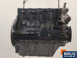 Motor van een Opel Vectra C 2.0 DTI 16V 2004