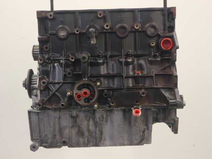 Engine from a Peugeot 407 (6D) 2.0 HDiF 16V 2006
