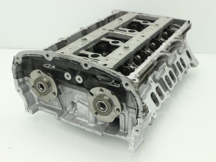 Cylinder head Peugeot Boxer 2.2 HDi 100 Euro 4 6C1Q6090AE 4HV