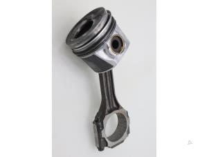 Used Connecting rod Volkswagen Transporter/Caravelle T4 2.5 TDI Price € 90,75 Inclusive VAT offered by Brus Motors BV