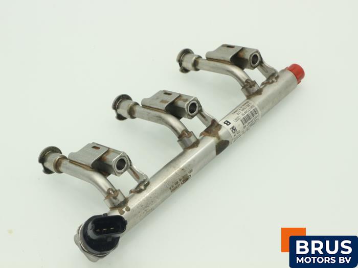 Usagé Système d'injection Ford Focus 3 1.0 Ti-VCT EcoBoost 12V 125 Prix € 60,50 Prix TTC proposé par Brus Motors BV