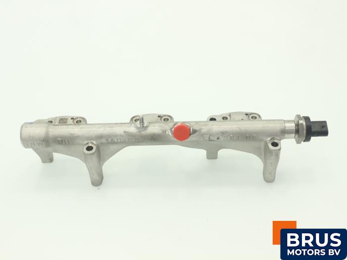 Usagé Système d'injection BMW 1 serie (F20) 118i 1.5 TwinPower 12V Prix € 121,00 Prix TTC proposé par Brus Motors BV