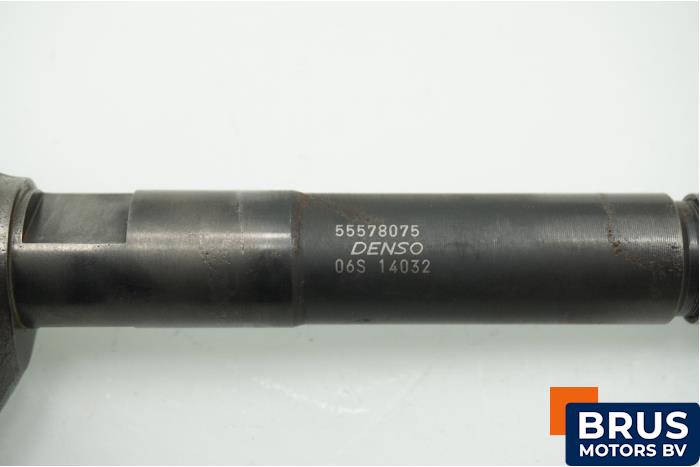 Usagé Injecteurs Opel Astra J (PD5/PE5) 1.6 CDTI 16V Prix € 121,00 Prix TTC proposé par Brus Motors BV