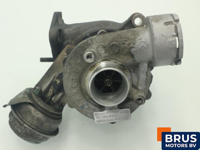 Collecteur Admission Air Gauche prévu AUDI Q7 3.0 TDI Quattro 059129711CK