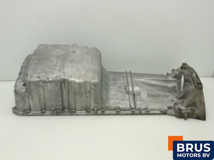 Usagé Couvercle carter Mercedes E (W210) 2.9 E-290 TDi Prix € 121,00 Prix TTC proposé par Brus Motors BV
