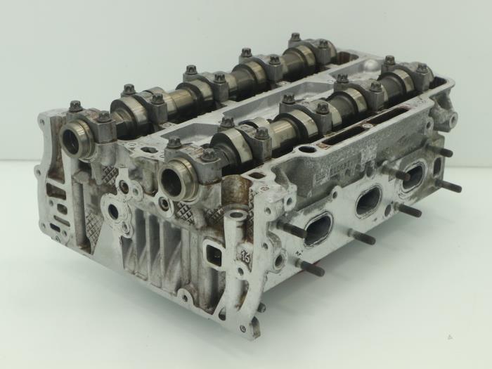 Cylinder head Opel Corsa E 1.4 16V - B14XER B14XER