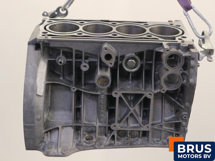 Used Engine Mercedes C Sportcoupé (C203) 1.8 C-200K 16V Price € 363,00 Inclusive VAT offered by Brus Motors BV