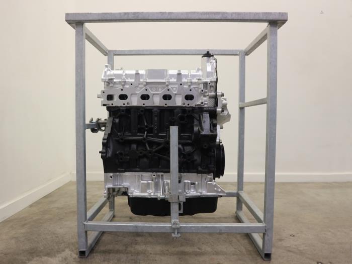 Engine from a Ford Transit 2.0 TDCi 16V Eco Blue 105 2019