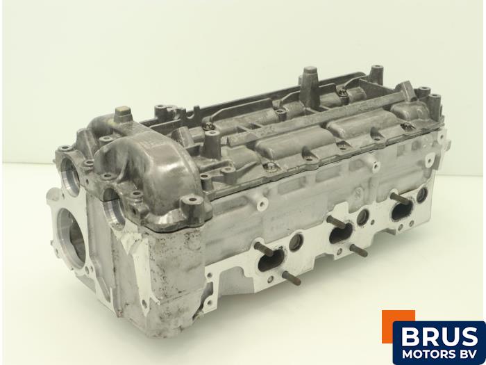 Usagé Culasse Mercedes Sprinter 5t (906) 519 CDI,BlueTEC V6 24V Prix € 605,00 Prix TTC proposé par Brus Motors BV