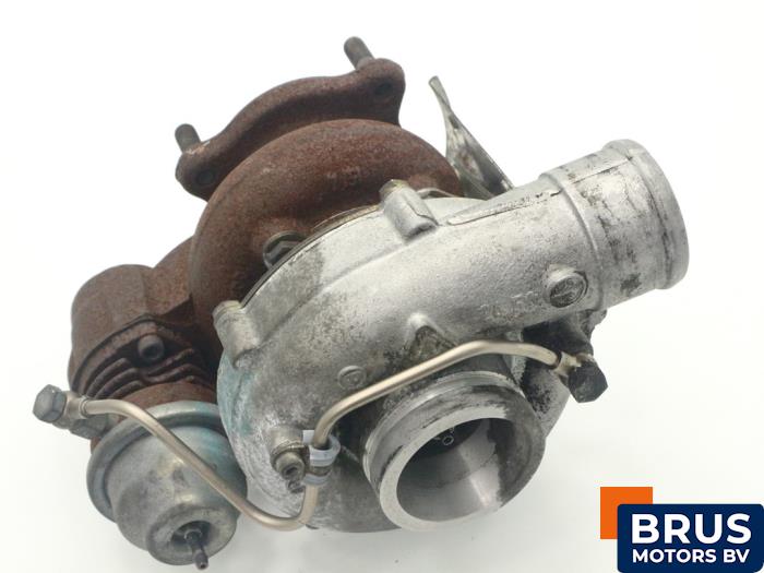 Używane Turbo Volvo V70 (SW) 2.5 D Cena € 90,75 Z VAT oferowane przez Brus Motors BV