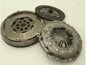 Used Dual mass flywheel Peugeot 508 SW (8E/8U) 2.0 HDiF 16V Autom. Price € 302,50 Inclusive VAT offered by Brus Motors BV