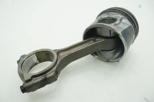 Used Connecting rod Renault Trafic (1FL/2FL/3FL/4FL) 1.6 dCi Twin Turbo Price € 90,75 Inclusive VAT offered by Brus Motors BV
