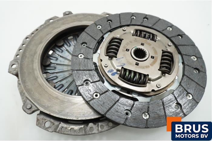Used Clutch kit (complete) Citroen C3 (SC) 1.6 16V VTi 120 Price € 90,75 Inclusive VAT offered by Brus Motors BV