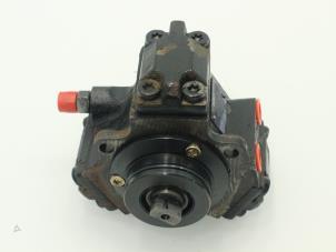 Used Mechanical fuel pump Mercedes C Combi (S202) 2.2 C-200 CDI 16V Price € 181,50 Inclusive VAT offered by Brus Motors BV