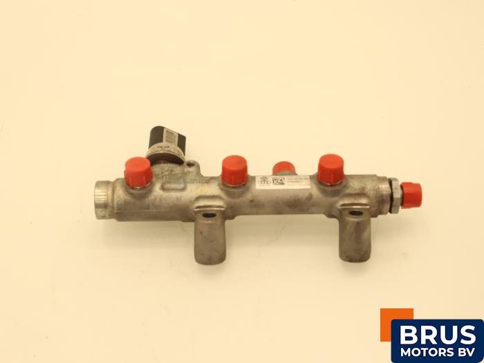 Usagé Système d'injection Audi A5 Quattro (B8C/S) 3.0 TDI V6 24V Prix € 121,00 Prix TTC proposé par Brus Motors BV