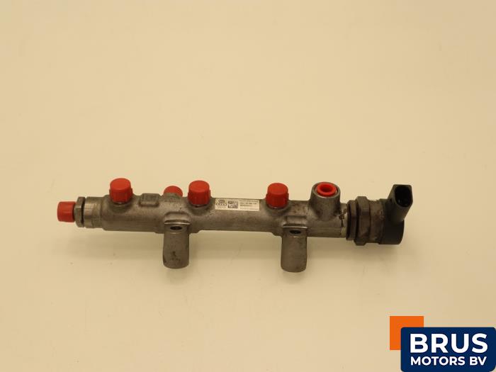 Usagé Système d'injection Audi A5 Quattro (B8C/S) 3.0 TDI V6 24V Prix € 121,00 Prix TTC proposé par Brus Motors BV
