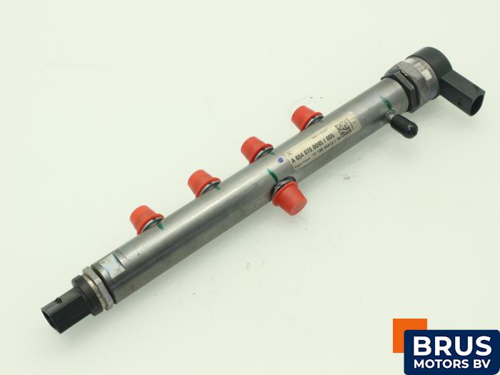 Usagé Système d'injection Mercedes E (C238) E-220d 2.0 Turbo 16V 4-Matic Prix € 121,00 Prix TTC proposé par Brus Motors BV